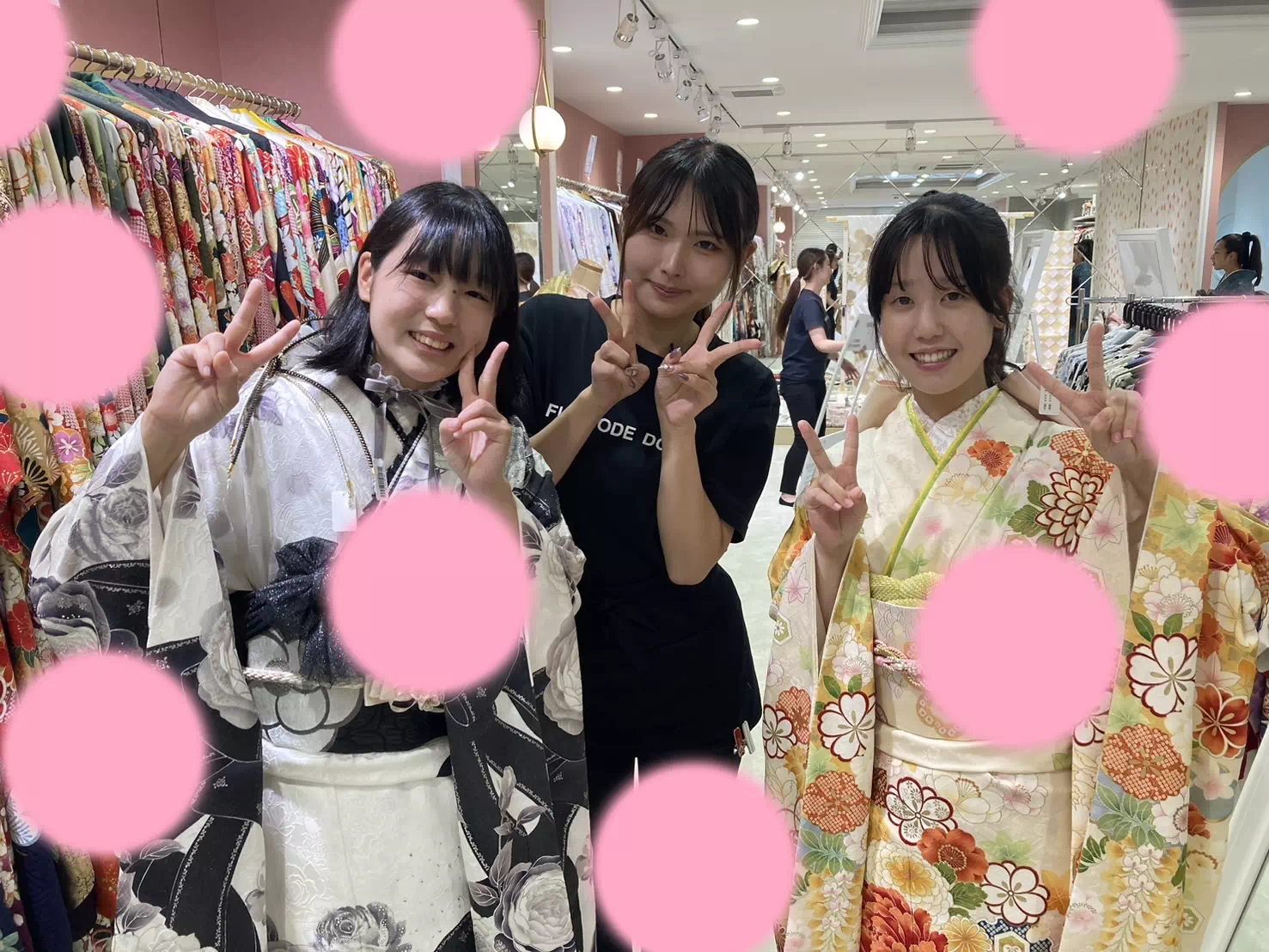 【TAKAZEN姫路店】♡21日 2027年成人♡イマドキかわいい!ヘップバーンのキラキラお振袖と正統派古典のふんわり可愛いお振袖 お振袖姫ちゃん♡