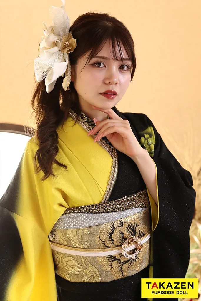 TAKAZENのレンタル振袖 格安クール系　黒/黄色　牡丹柄　ワンポイント　シンプル　かっこいい　ギャル【通販可】YK250