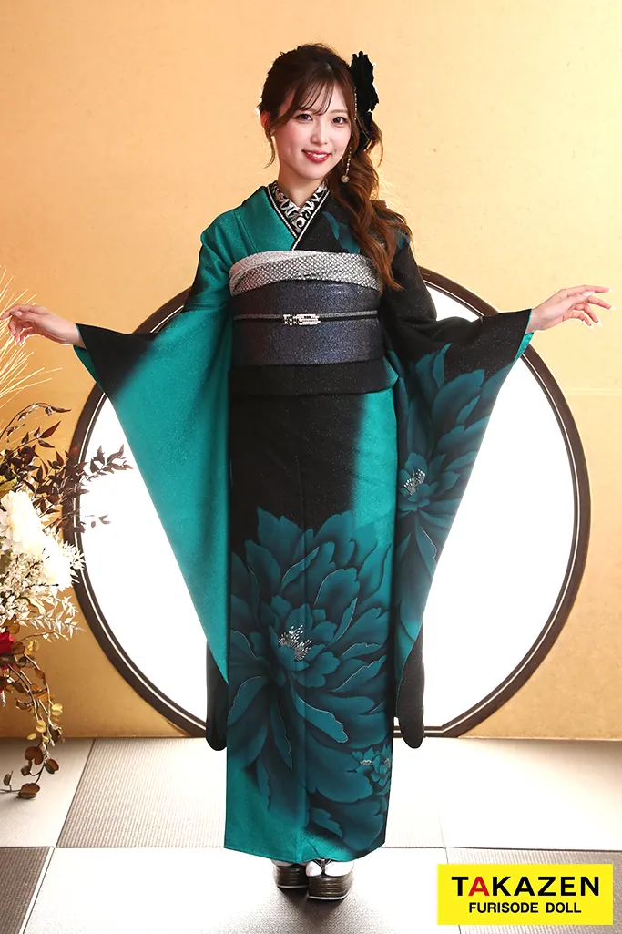 TAKAZENのレンタル振袖 格安クール系　黒/エメラルドグリーン　牡丹柄　大柄　シンプル　かっこいい　ギャル【通販可】YK251