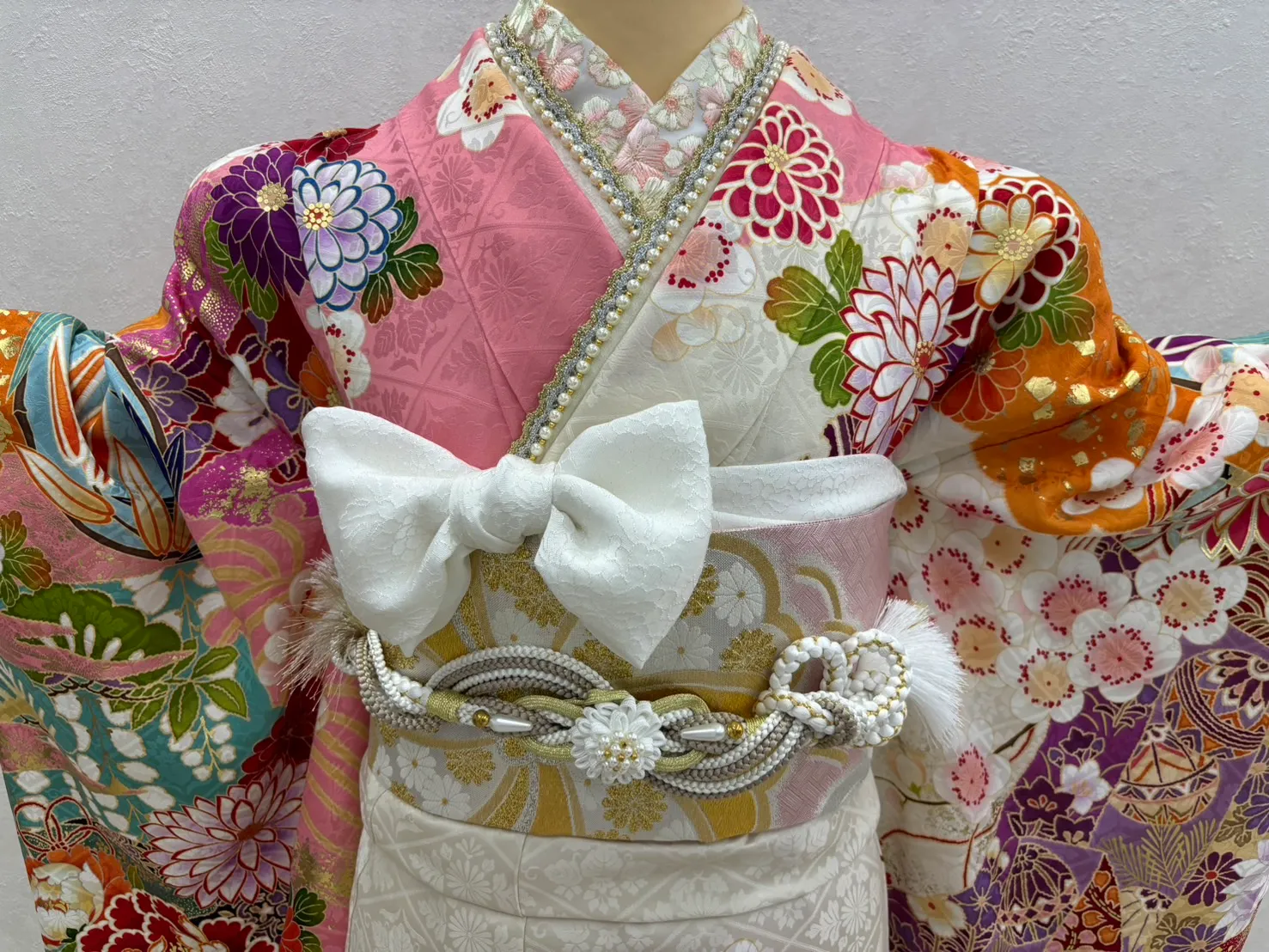 振袖 レンタル 可愛い おしゃれ かっこいい イマドキ くすみ 写真 妹割