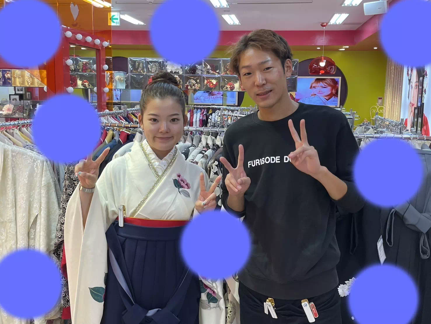 TAKAZEN神戸店　袴レンタル　中振袖　卒業式　白地　被らない