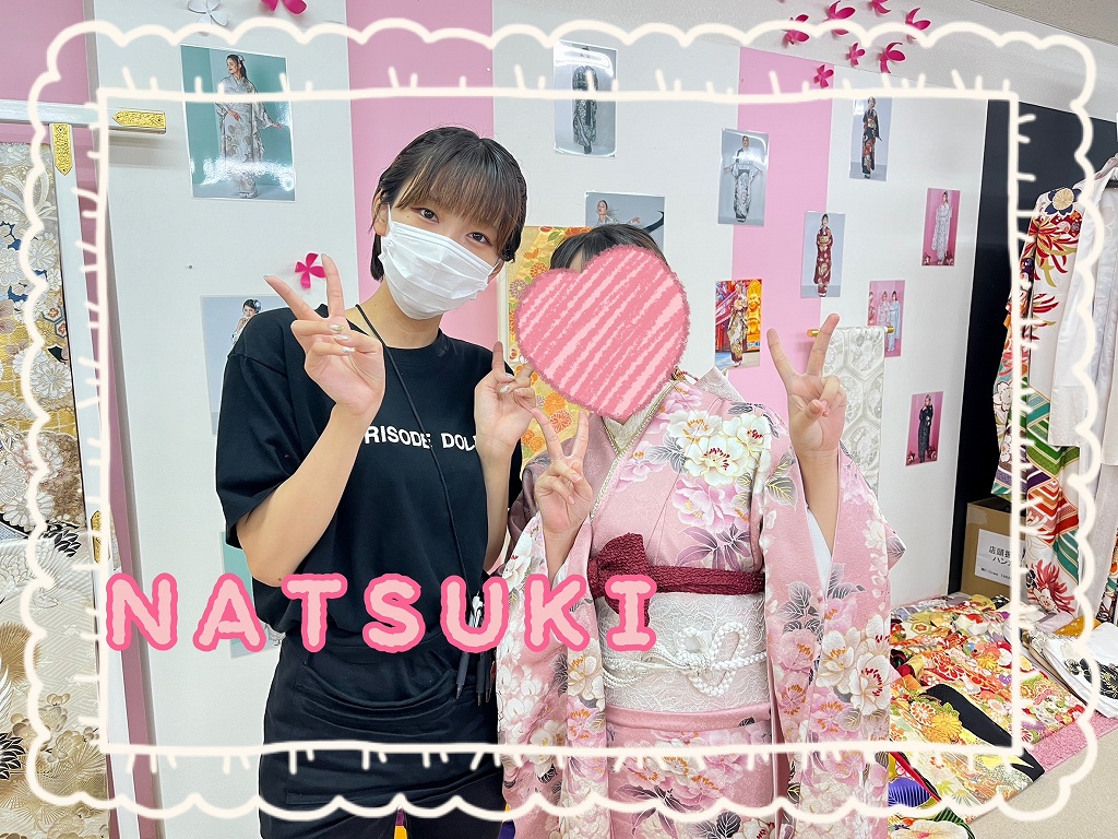 振袖 レンタル 奈良 振袖安い くすみカラーガーリー 淡色/ピンク 牡丹柄 トレンド かわいい振袖 香音(かのん)ちゃん フレンチガーリー
