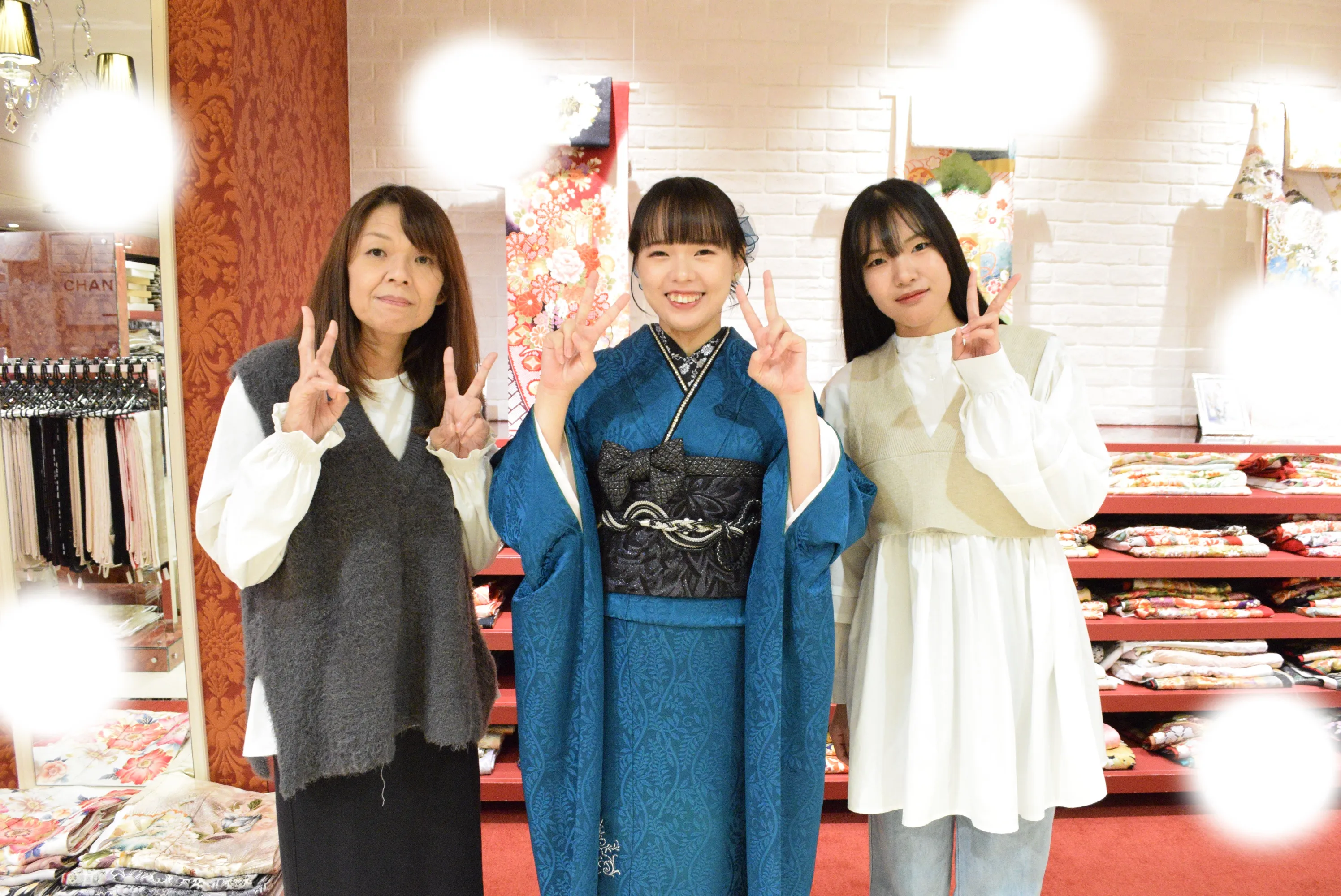 成人式　前撮り　梅田　ヴィンテージ　無地振袖　青　　かっこいい