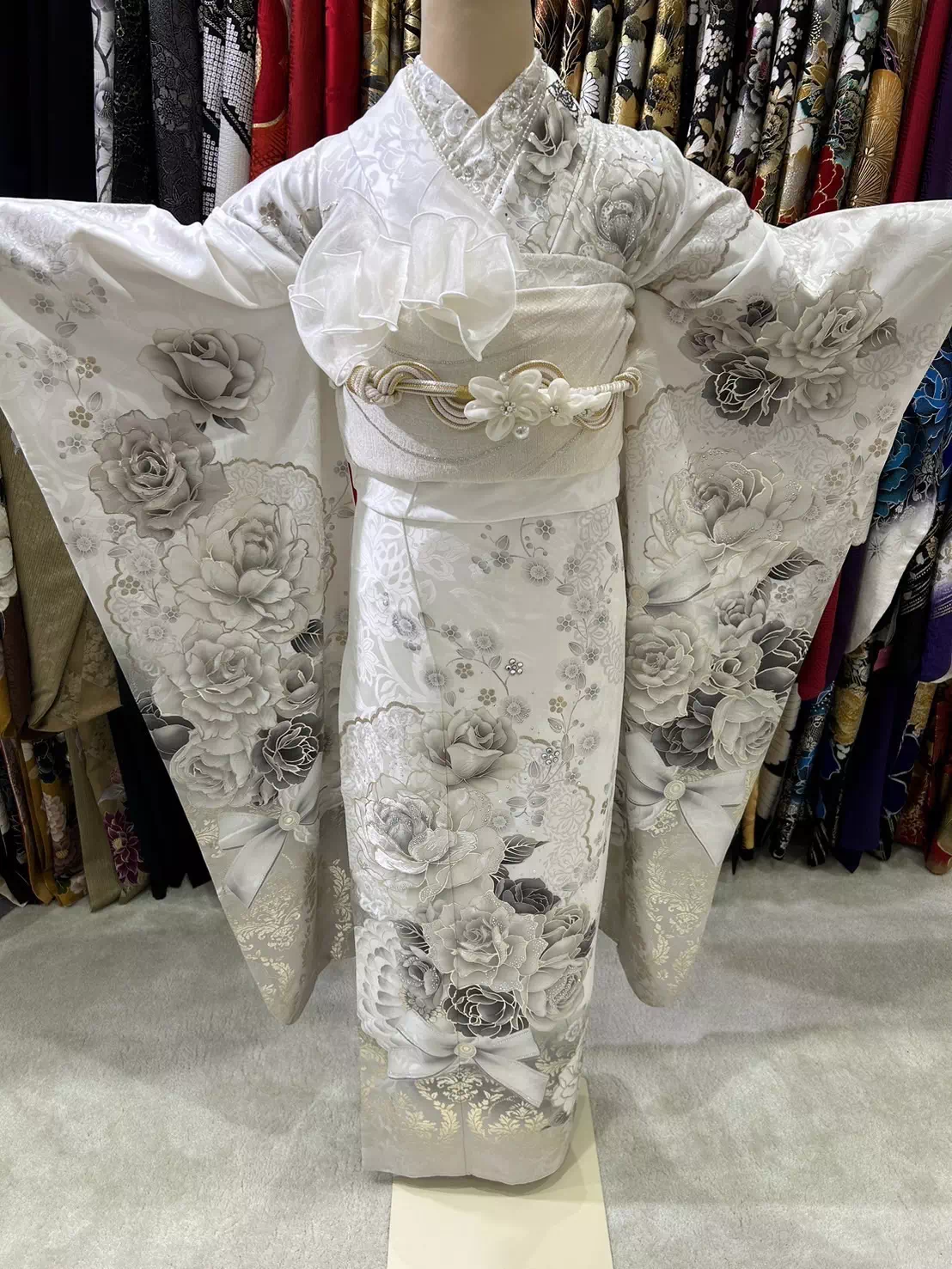 TAKAZEN姫路店　加古川市　高砂市　人気振袖　振袖レンタル　姫路市　成人式　卒業式　袴　振袖　イマドキ振袖　香音　