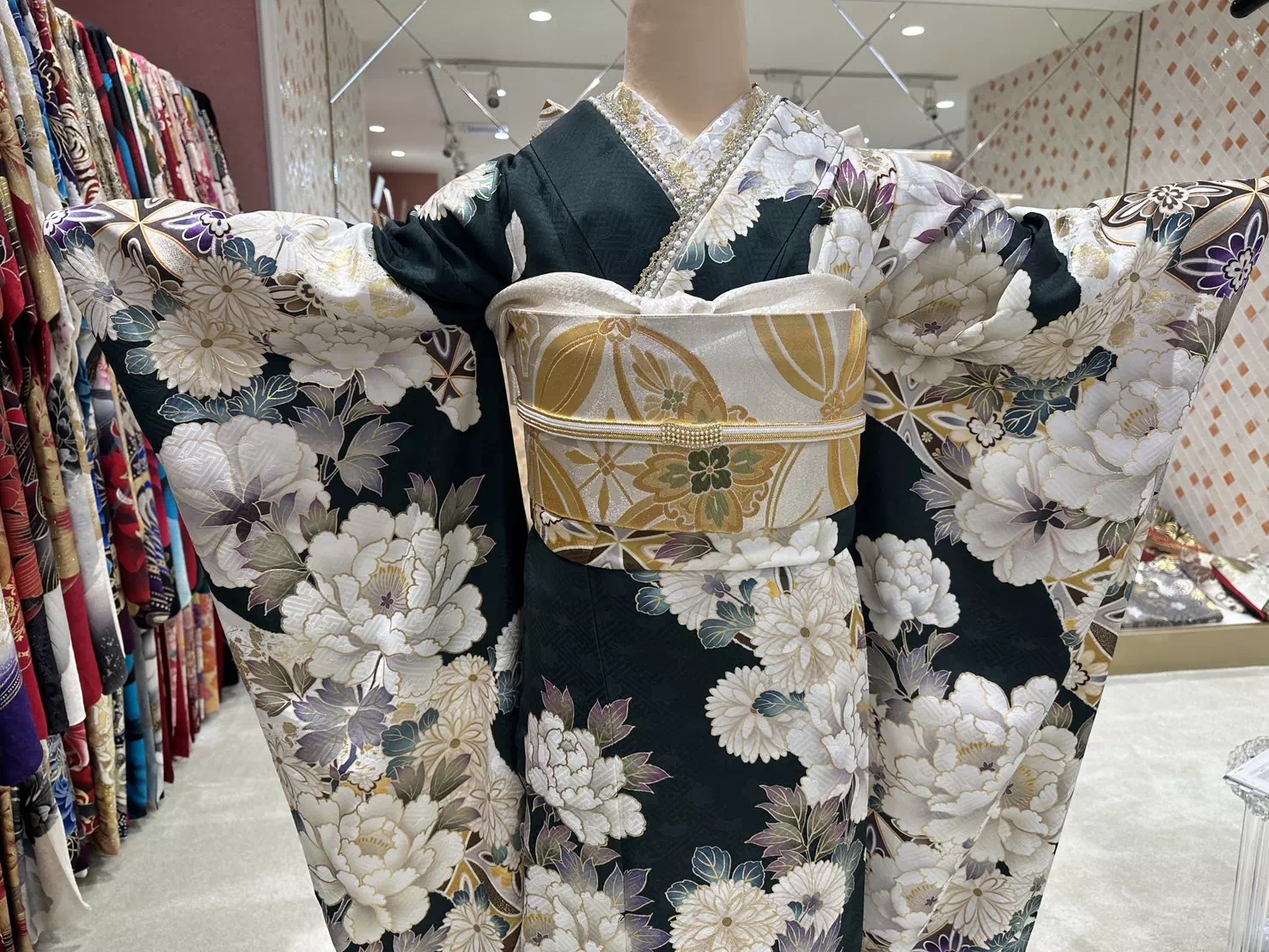 TAKAZEN姫路店　姫路市　成人式　卒業式　袴　振袖　イマドキ振袖　古典柄　口コミ　振袖レンタル　イマドキコーディネート　姫路市振袖レンタル　takazen　2024年成人 2025年成人　成人式　