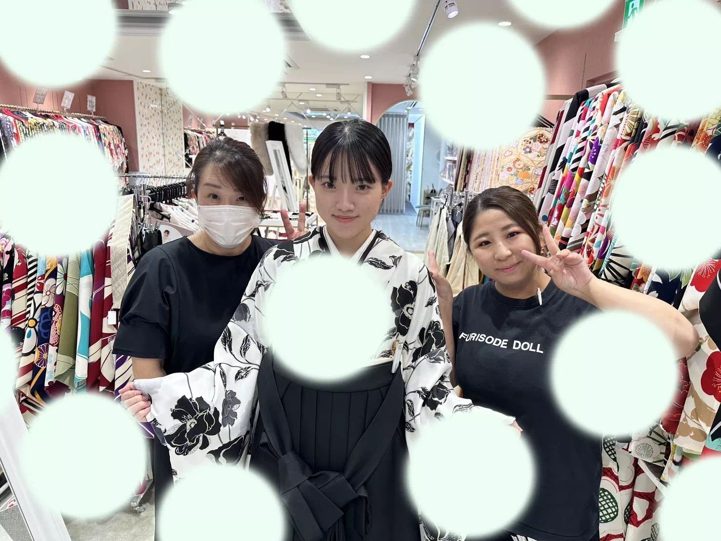 【TAKAZEN姫路店】♡27日 2025年卒業式の玉城ティナ×紅一点の最新トレンドの袴姫ちゃん♡