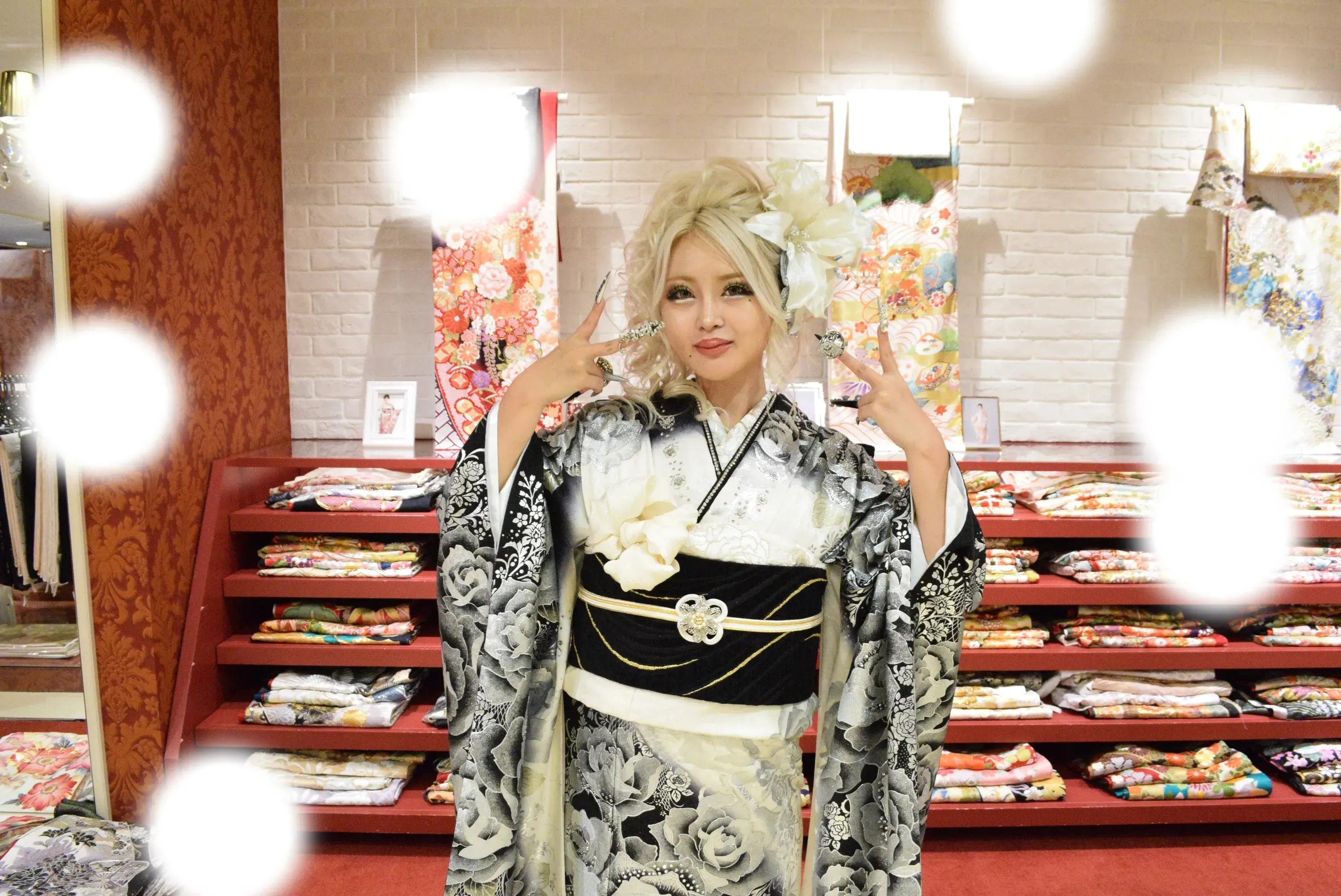 成人式　前撮り　梅田　モード　キラキラ　シルバー　ギャル