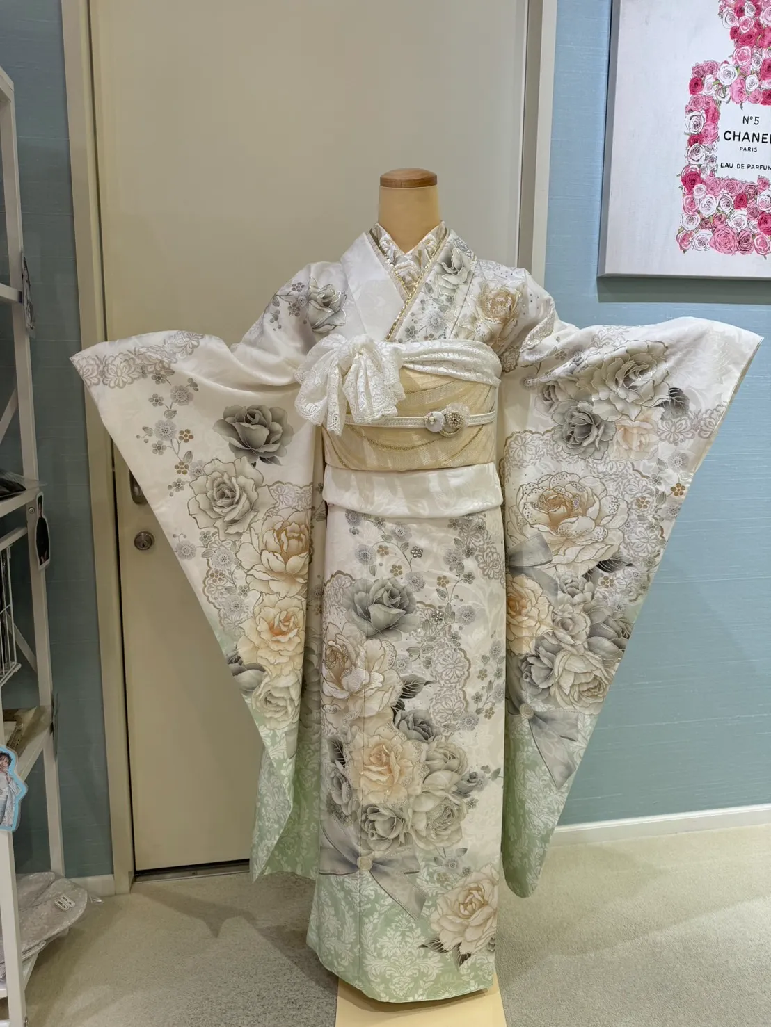 TAKAZEN　タカゼン　成人式振袖　振袖レンタル　TAKAZENオリジナル　ヘップバーン　ミントグリーン　キラキラ　エレガント