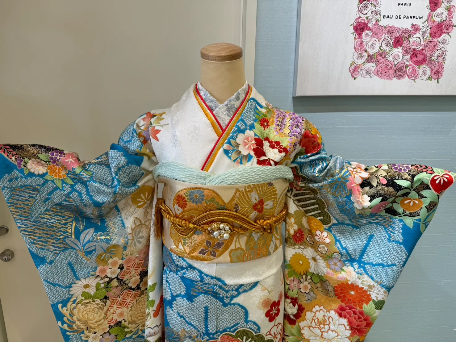 TAKAZEN　タカゼン　成人式振袖　振袖レンタル　水色　古典振袖　綺麗