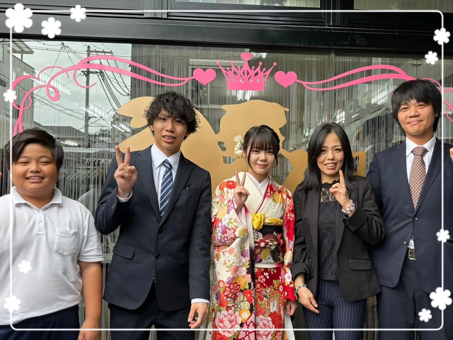 成人式 振袖 前撮り撮影会 正統派古典 赤/黒/白 御所車柄/牡丹柄 人気 上品 可愛い 伝統的古典 最高級金彩刺繍絞り友禅 IKKO