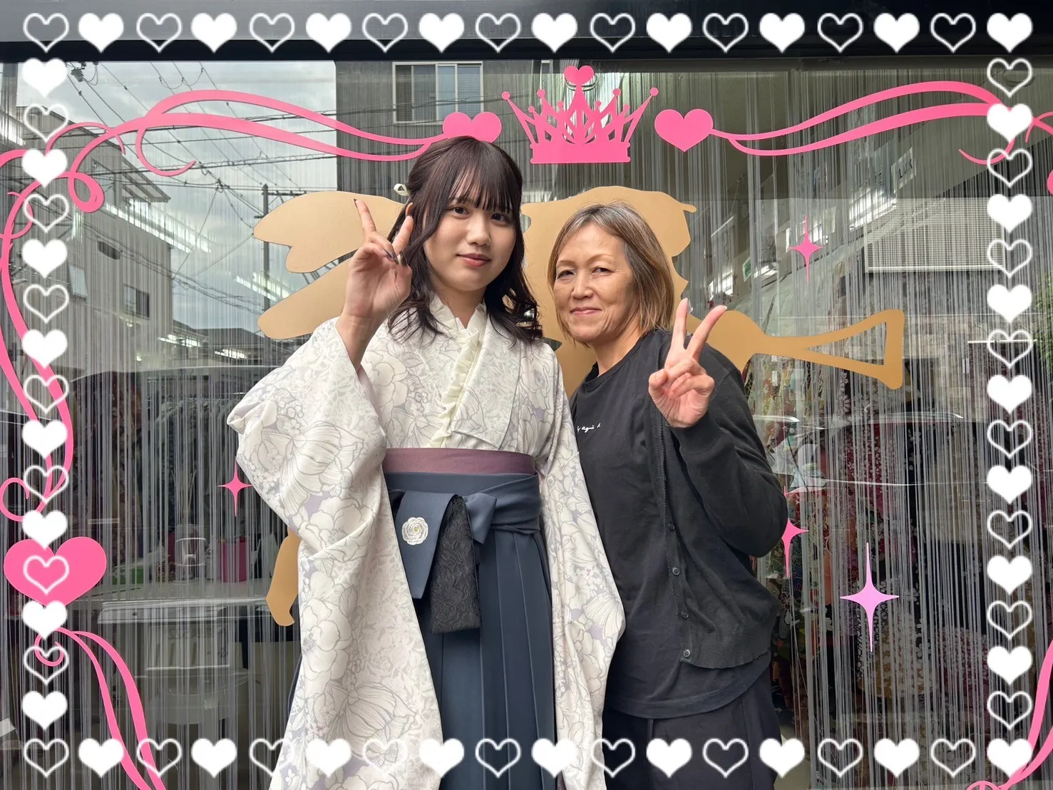 卒業式 袴 前撮り撮影会玉城ティナ×紅一点ブランド袴 ラベンダー/淡い色 椿柄/総柄 シンプル かわいい トレンド 同系色コーデ