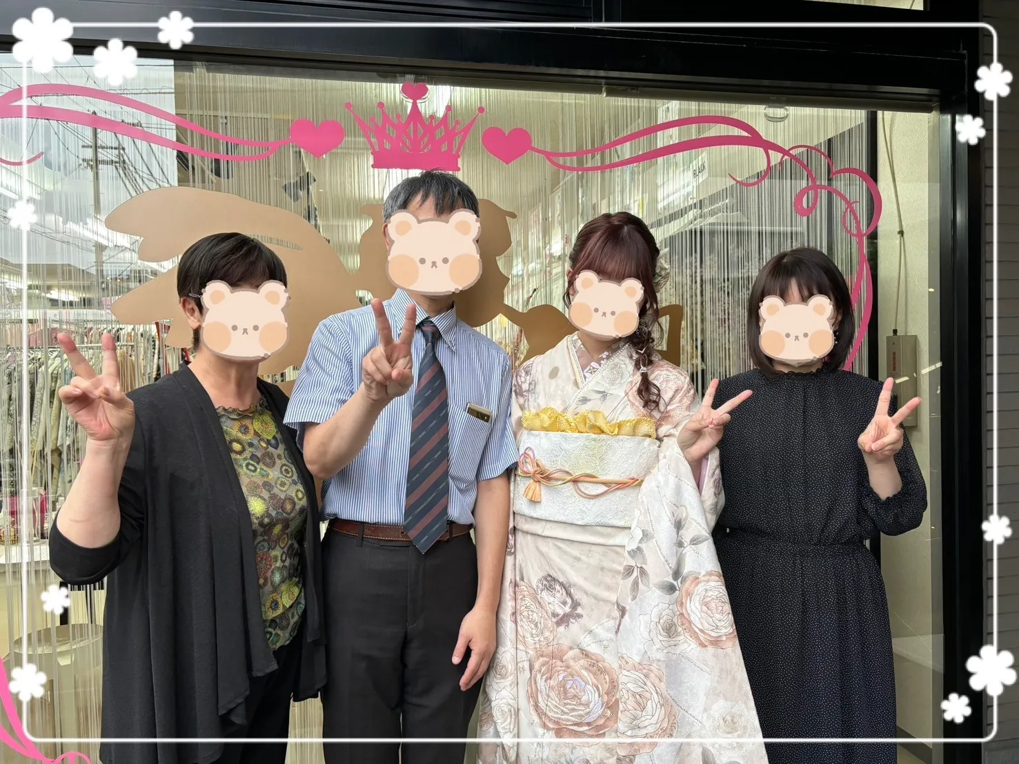 成人式 振袖 前撮り撮影会 ヘップバーン ベージュ/淡色/くすみ バラ柄/リボン柄 エレガント お洒落 スワロフスキー付き かわいい ブリッジマン遊七