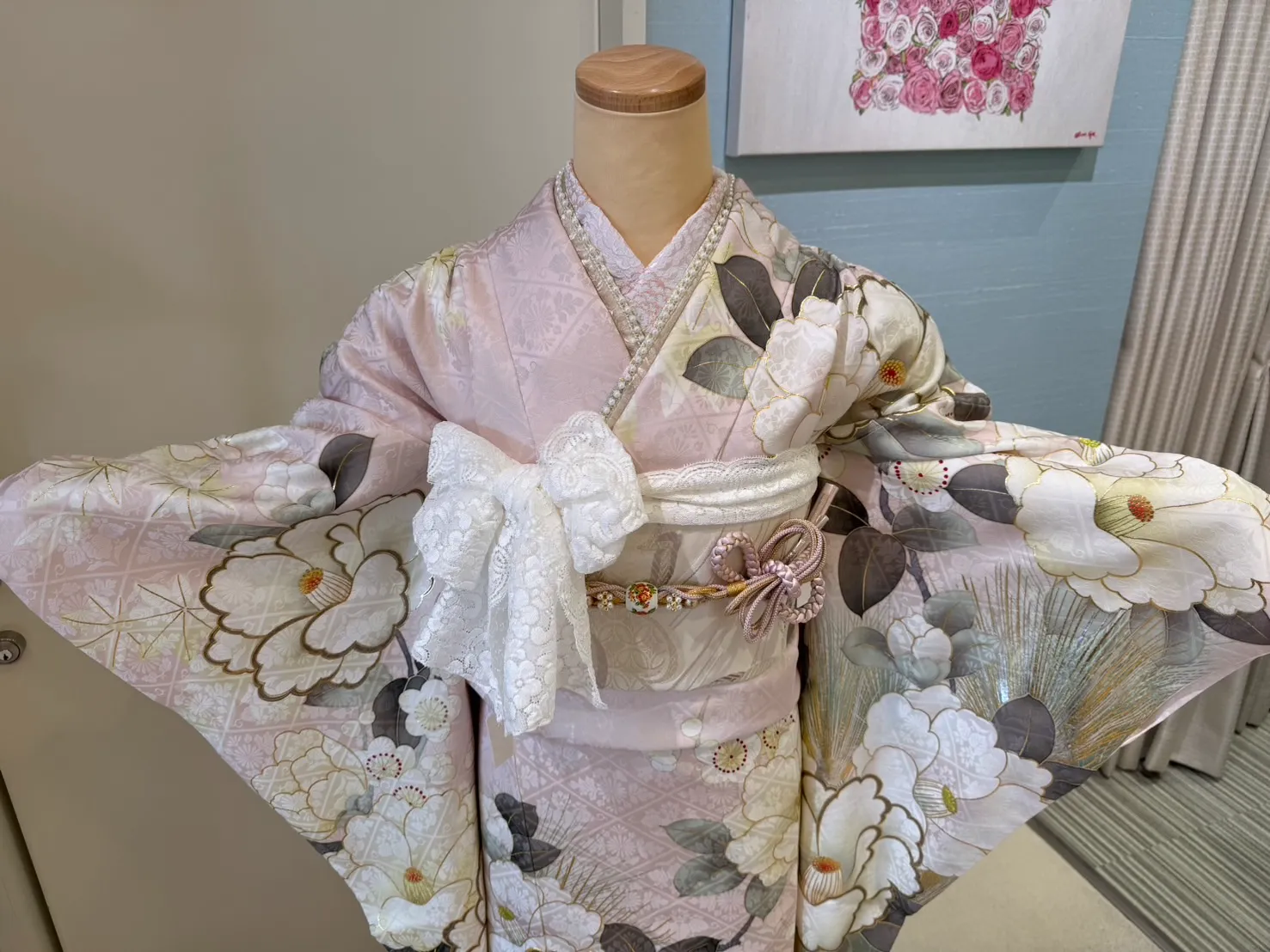 TAKAZEN　タカゼン　成人式振袖　振袖レンタル　くすみカラー　古典　ピンク　かわいい　落ち着いた