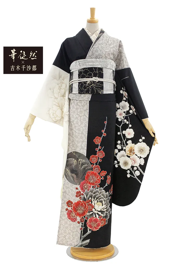 TAKAZENのレンタル振袖 華徒然×吉木千沙都　黒/白　桜柄/ボタン柄　大人っぽい　スッキリ　シンプル【通販可】K1128