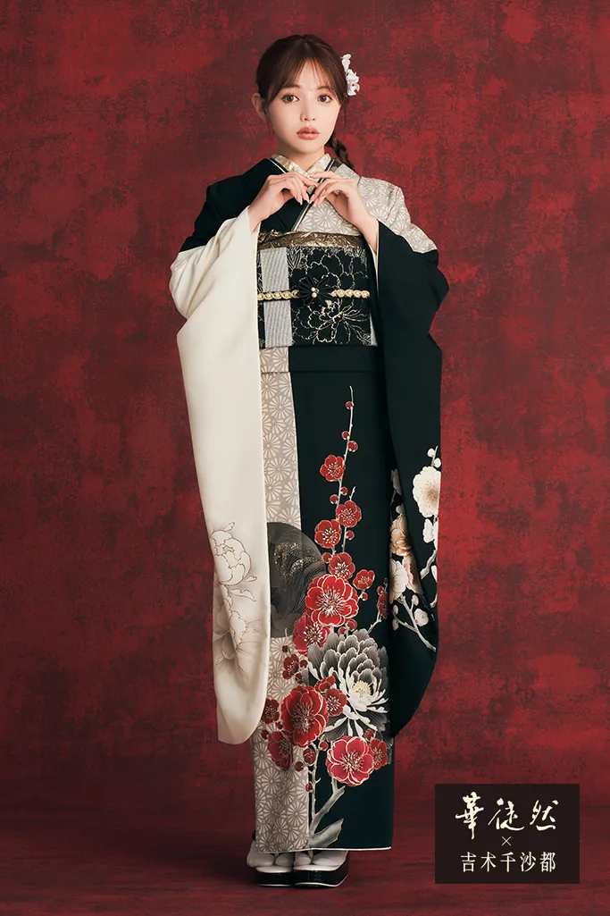 TAKAZENのレンタル振袖 華徒然×吉木千沙都　黒/白　桜柄/ボタン柄　大人っぽい　スッキリ　シンプル【通販可】K1128