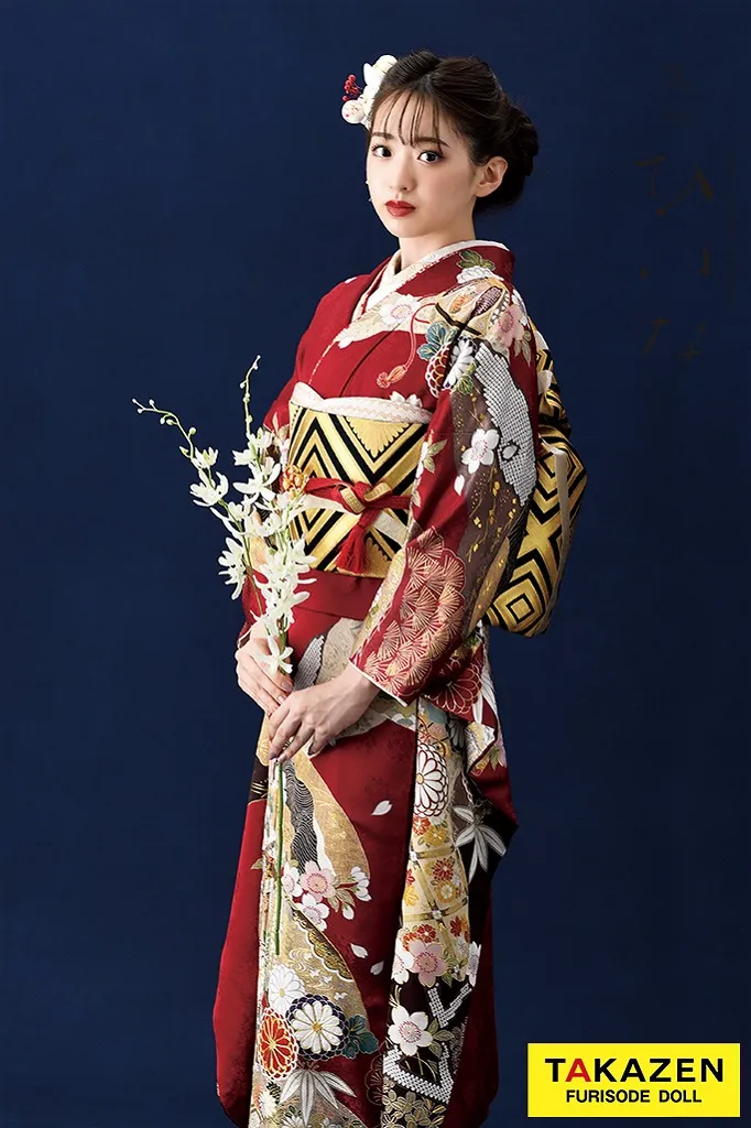 TAKAZENのレンタル振袖 正統派古典/ひいな　赤　地紙に菊桜散らし　王道　綺麗　清楚　おしとやか　柄小さめ【通販可】K1152