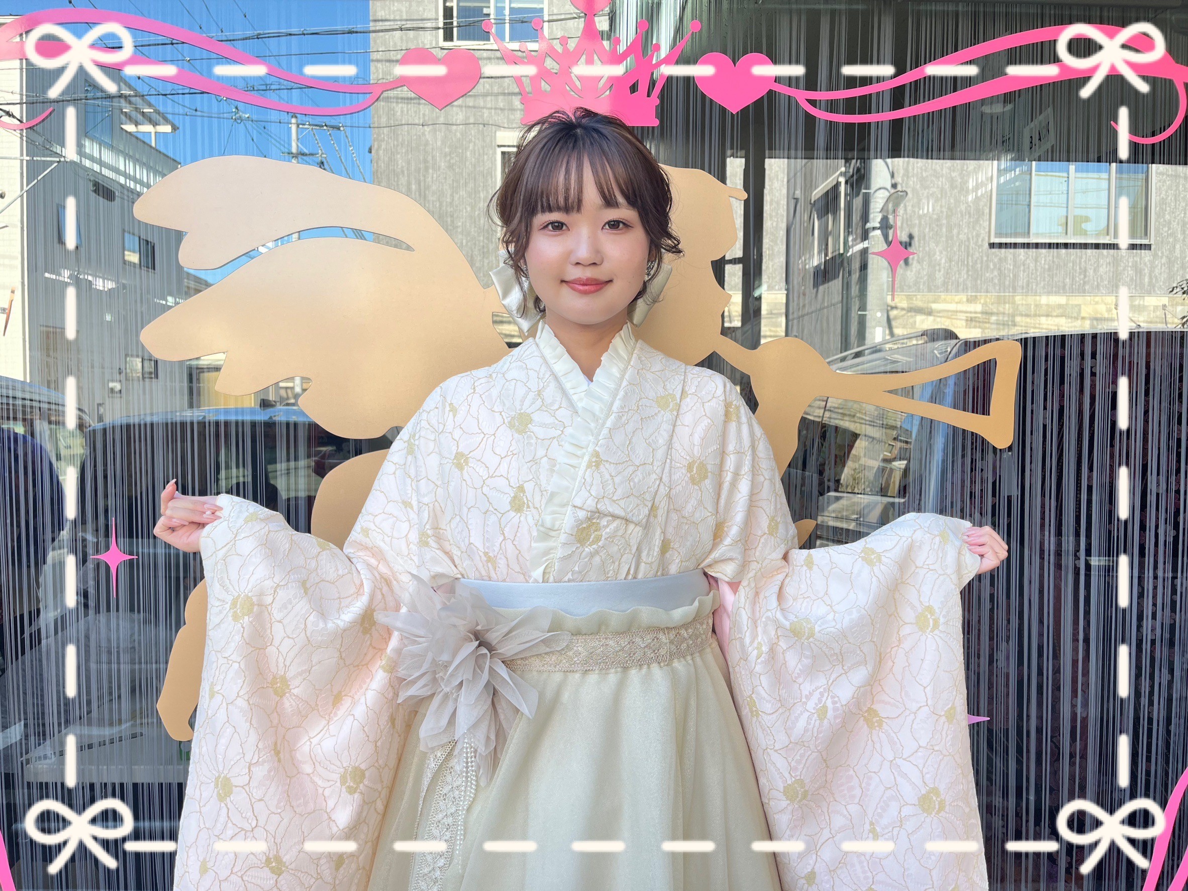 袴 前撮り撮影会 可愛い オシャレ ヴィンテージスタイル オフホワイト ジャガード生地 ベルベット 統一感のある着こなし ドレス袴 香川るな