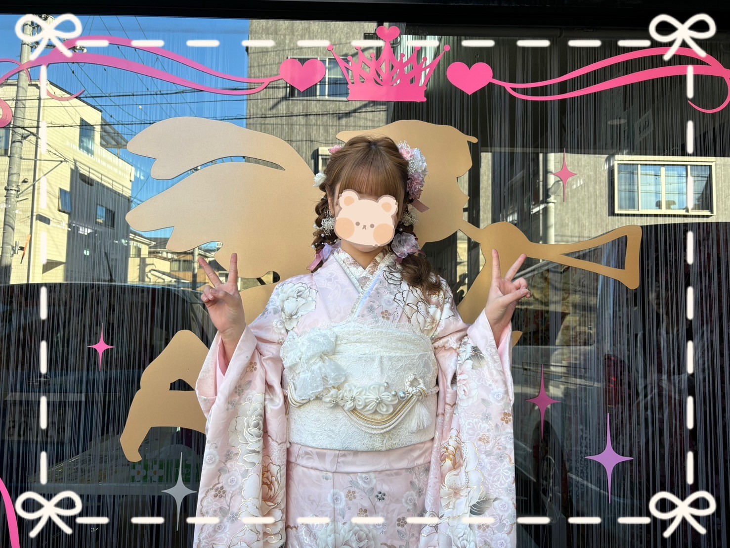 前撮り撮影会 成人式 振袖レンタル 人気 最新作ヘップバーンコスメカラー 奈良 ミスティピンク/淡い色 バラ柄/ブーケ柄 フェミニン かわいい リボン キラキラ 香音ちゃん