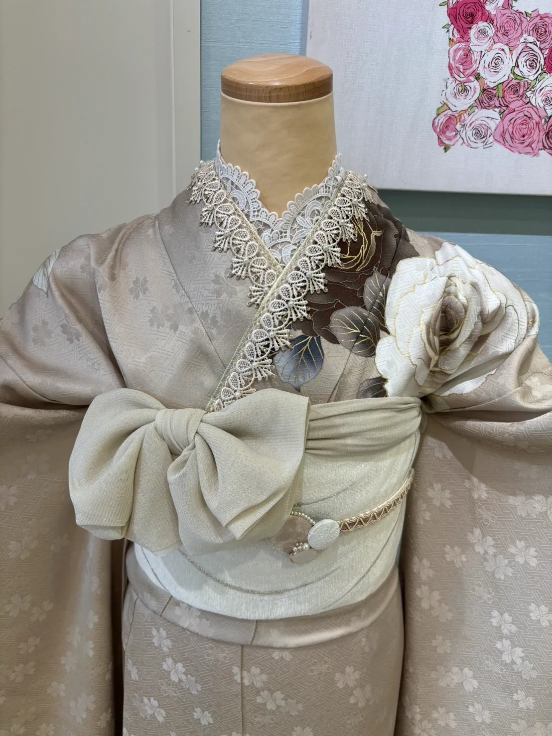 成人式　安カワ　カワイイ　くすみカラー　のの　薔薇柄