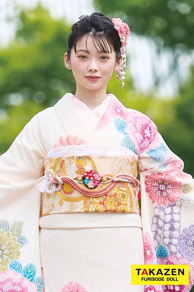 TAKAZENのレンタル振袖 高級古典振袖　藤娘きぬたや・総絞り　白/ピンク　上品　綺麗　かわいい　南琴奈【通販可】22002
