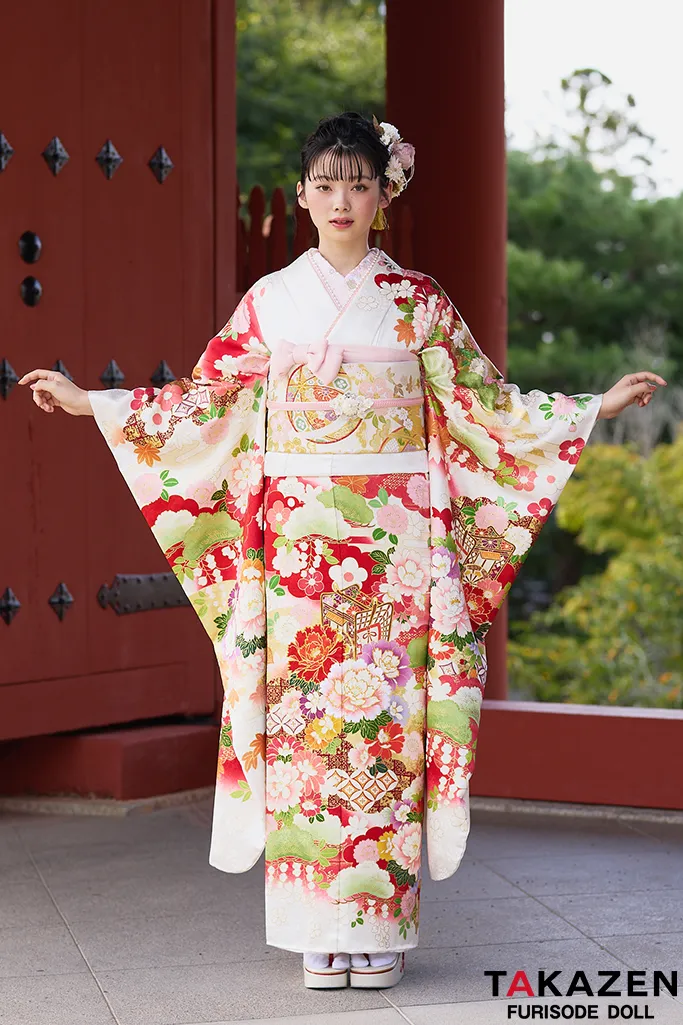 TAKAZENのレンタル振袖 最新作正統派古典　白/赤　御所車柄/牡丹柄　吉澤織物/最高級金彩手描友禅　おしとやか　はんなり　上品　高級振袖　南琴奈【通販可】26016