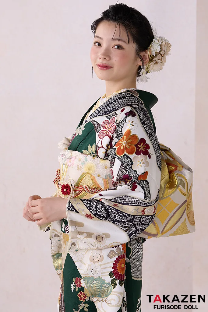TAKAZENのレンタル振袖 正統派古典　緑　牡丹柄/貝桶柄　金彩金駒刺繍京友禅　おしとやか　綺麗　清楚　品のある振袖　南琴奈【通販可】26018