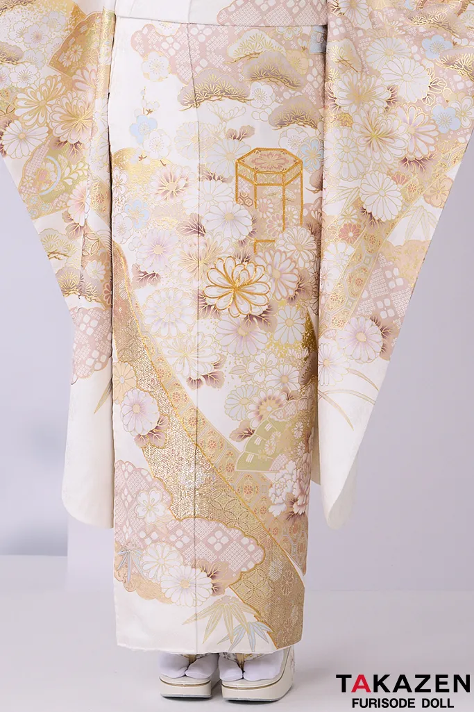 TAKAZENのレンタル振袖 最高級古典柄振袖　関芳/最高級金彩刺繍友禅　白/金　レース　上品　正絹　桂由美　透明感のある振袖　天翔愛【通販可】26036