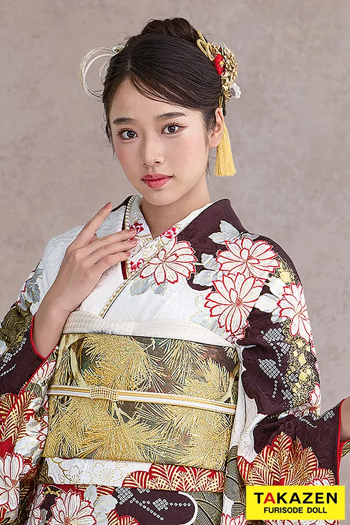 TAKAZENのレンタル振袖 最高級古典柄振袖　滝泰/最高級金彩刺繍絞り友禅　赤/金　牡丹柄　大人っぽい　絞り　天翔天音【通販可】26040