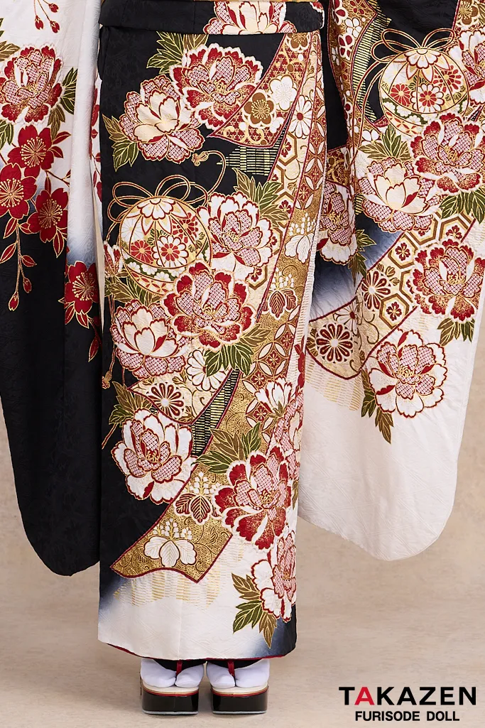 TAKAZENのレンタル振袖 最高級古典柄振袖　滝泰/最高級金彩刺繍絞り友禅　黒/白　牡丹柄　かっこいい　大人っぽい　絞り　天翔愛【通販可】26043