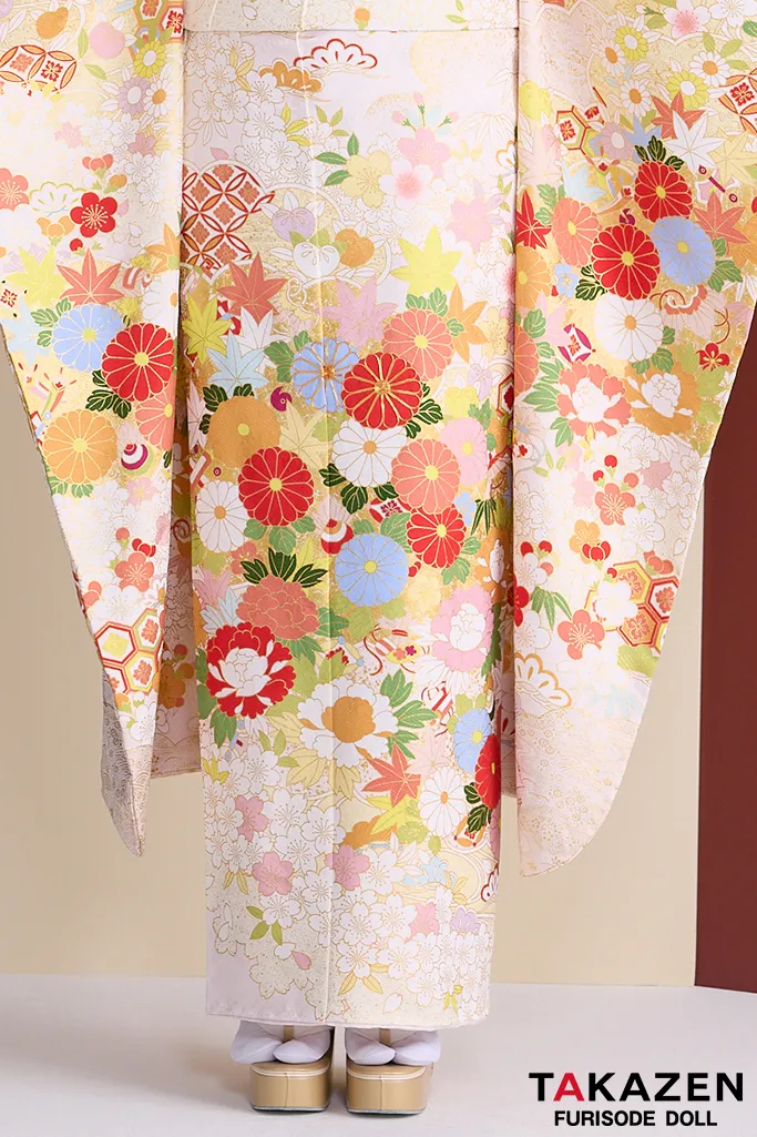 TAKAZENのレンタル振袖 プレミアム古典　青柳/最高級手描友禅　ピンク/薄い色　菊柄　かわいらしい振袖　はんなり　上品　清楚　藤岡舞衣【通販可】26049