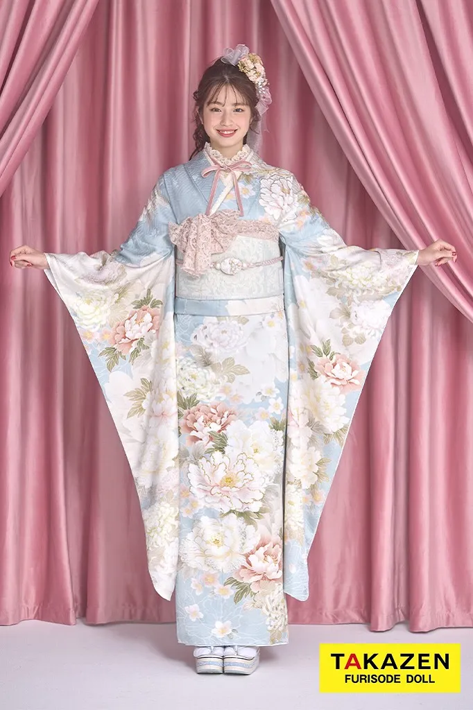 TAKAZENのレンタル振袖 最新作くすみカラー 水色/淡い色 牡丹柄 かわいい振袖 トレンド リボンアレンジ 葛西杏也菜【通販可】26054