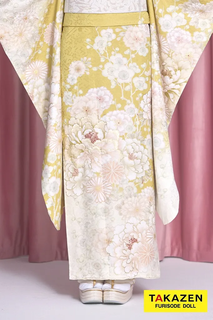 TAKAZENのレンタル振袖 最新作くすみカラーガーリー　黄色/ビタミンカラー/淡い色　牡丹柄　かわいい　レース小物コーデ　トレンド振袖　葛西杏也菜【通販可】26059
