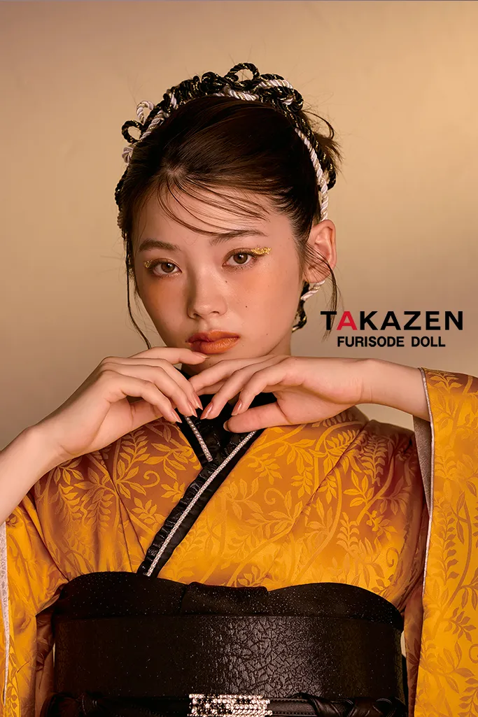 TAKAZENのレンタル振袖 最新作ヴィンテージスタイル　からし/マスタード/ビタミンカラー　無地　シンプル　個性派　目立つ　かぶらない　派手　ブーツコーデ　南琴奈【通販可】26063