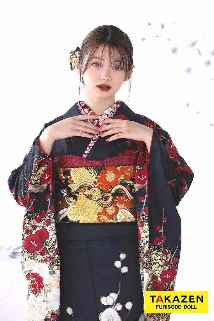 TAKAZENのレンタル振袖 最新作粋古典　黒/赤　梅柄/流水模様　かっこいい　大人っぽい　和柄　柄ちいさめ　渋い　南琴奈【通販可】26071