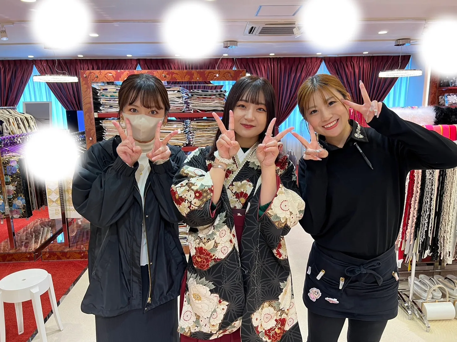 成人式 振袖 梅田 レンタル 可愛い 黒 古典柄