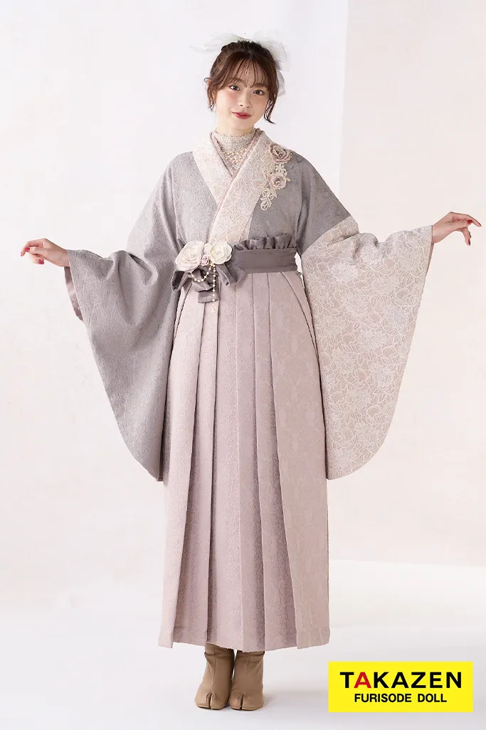 TAKAZENのレンタル袴 くすみカラーガーリー　グレー/ニュアンスカラー　立体花　レース生地　人とかぶらない　かわいい　葛西杏也菜【通販可】R26012