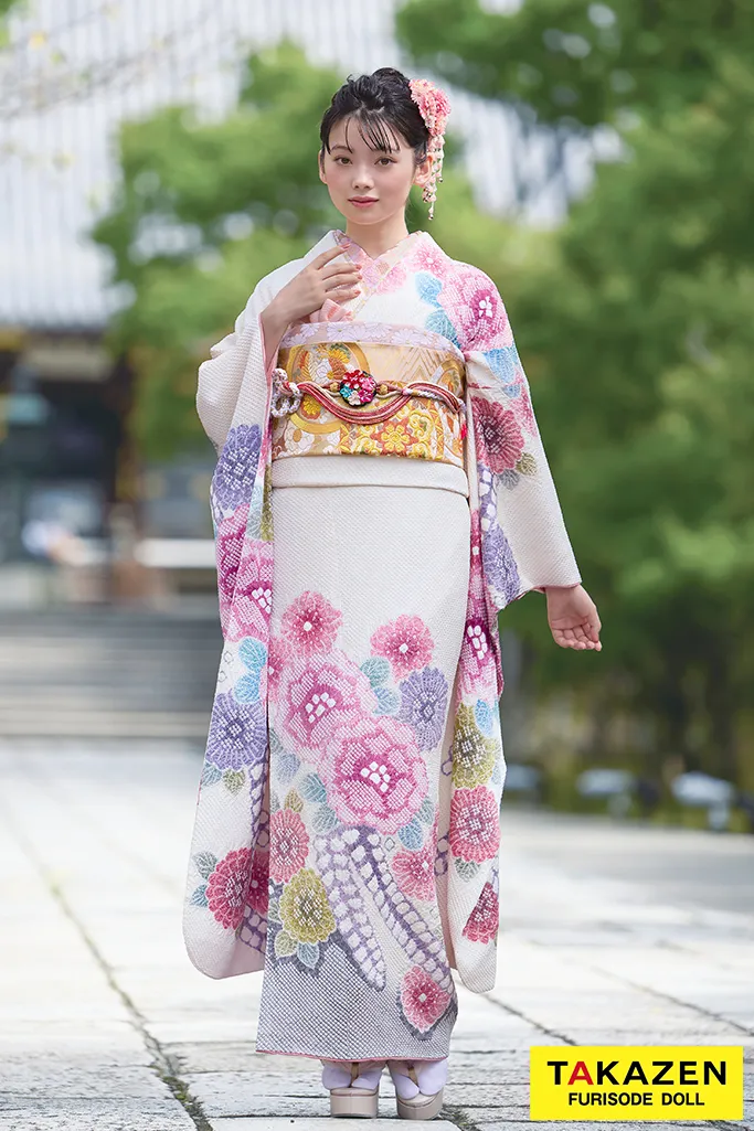 成人式振袖レンタル　きぬたや　総絞り
