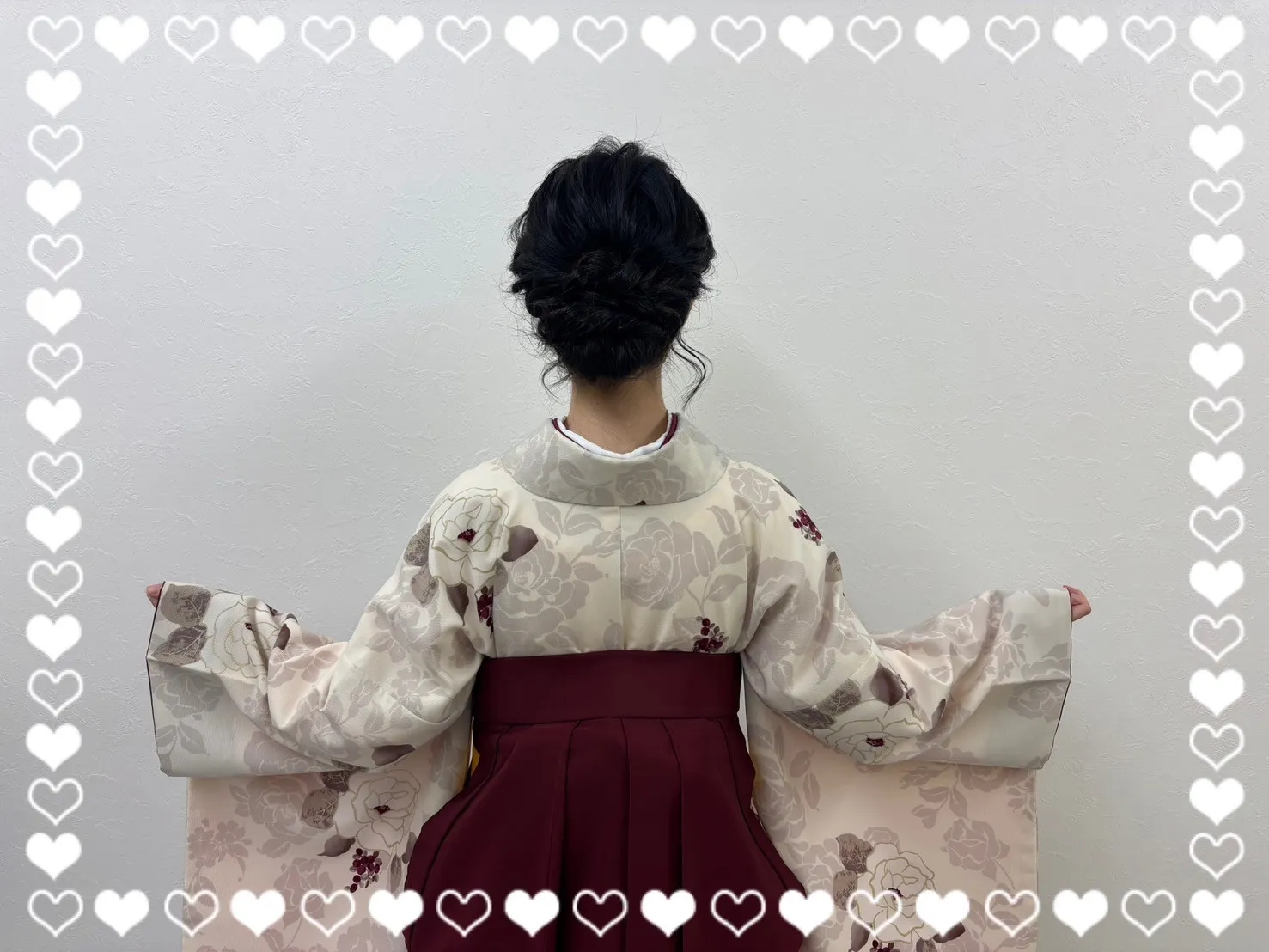 卒業式 袴 前撮り撮影会 JAPANSTYLE×中村里砂ブランド袴 くすみカラーガーリー 白/オフホワイト/ベージュ 可愛い 人気