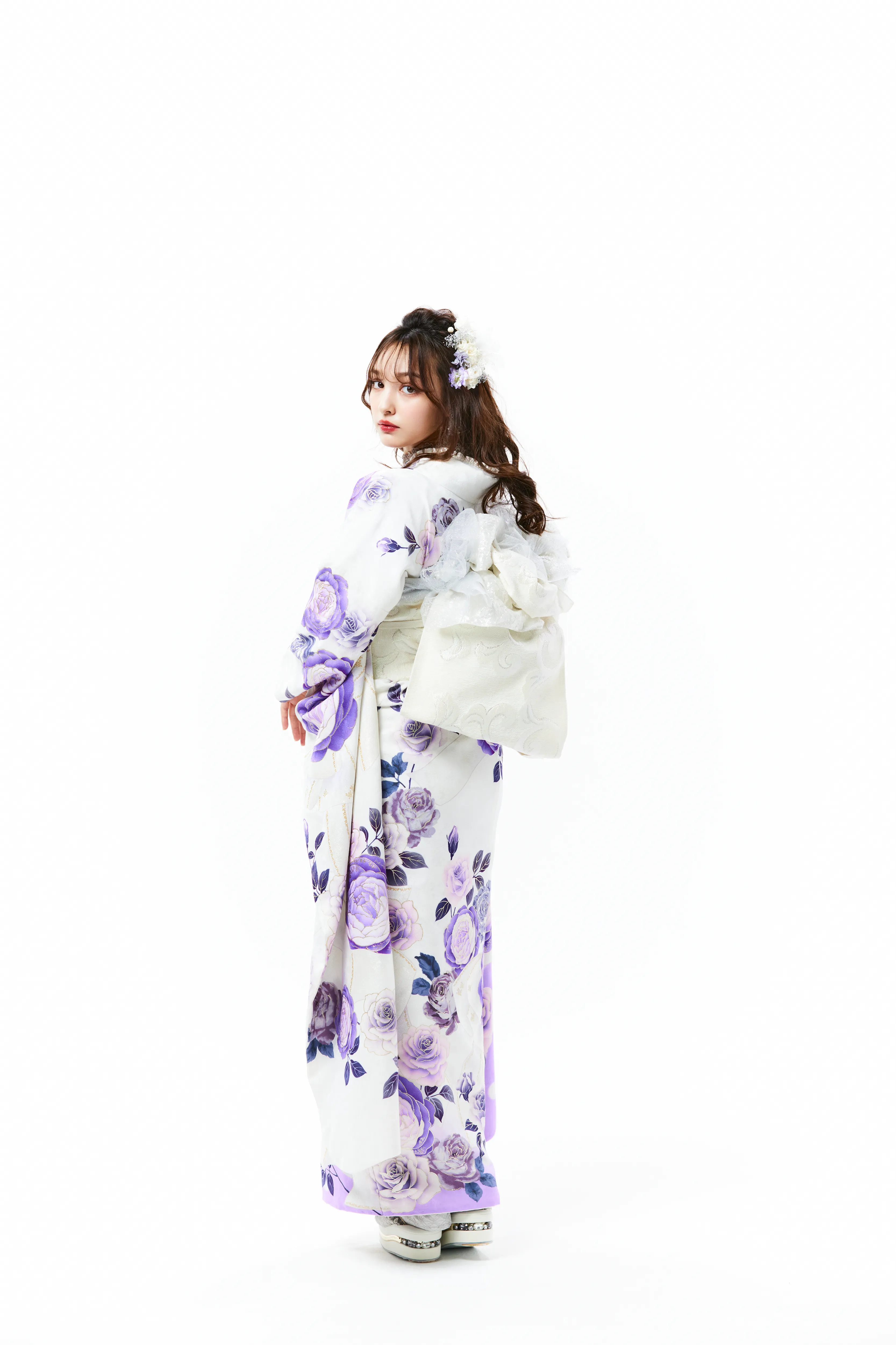 成人式振袖レンタル　かわいい　白紫