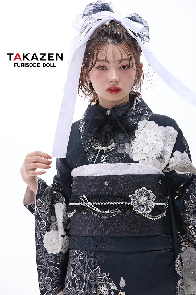 成人式振袖　ピアス　きこなし