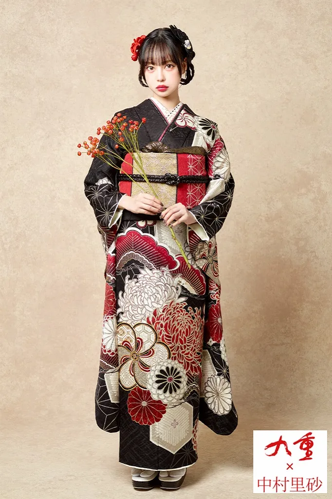 TAKAZENのレンタル振袖 九重×中村里砂 黒/赤 乱菊柄/ねじり梅/大柄 豪華 かっこいい振袖 華やか 粋 大人っぽい【通販可】K1170