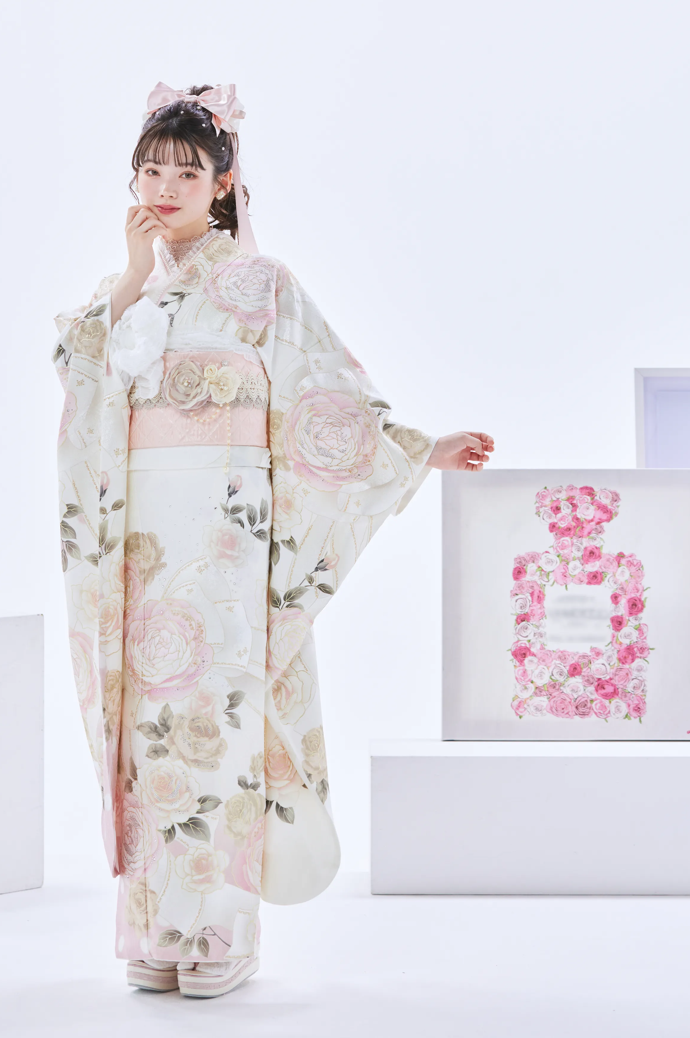 成人式振袖レンタル　ヘップバーン　かわいい　白ピンク