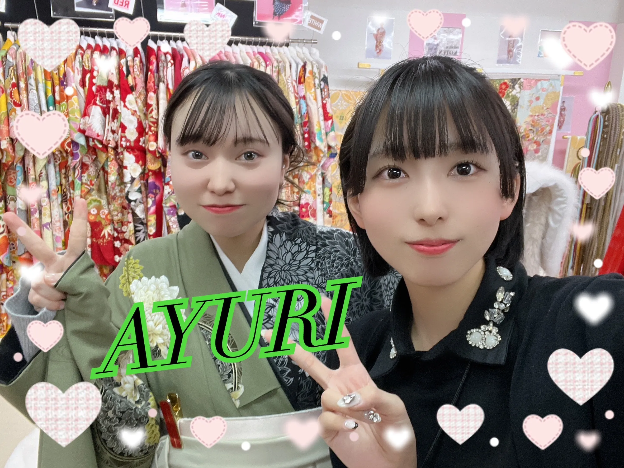 奈良 レンタル 袴 JAPANSTYLE×中村里砂ブランド袴 ヴィンテージスタイル 緑/黒 菊柄 片身代わり 大人っぽい 古典柄