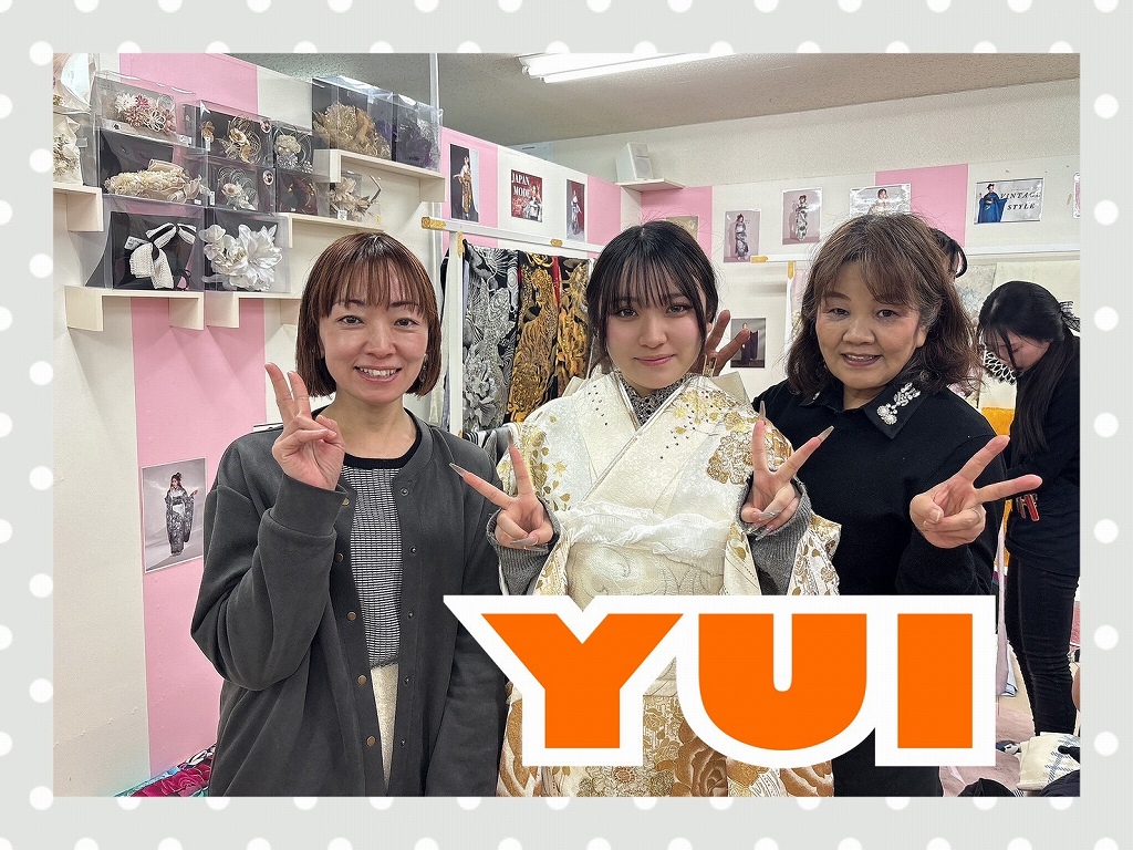振袖 レンタル 振袖レンタル奈良 かわいい オシャレ 奈良市 ヘップバーン 白/ゴールド レース素材バラ柄 セレブ 高級エレガント振袖 人気 キラキラスワロフスキー付き 香川るな【通販可】32037