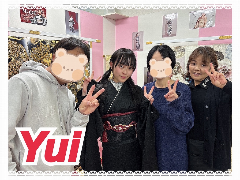 前撮り　撮影会　振袖　レンタル　奈良　きれい　かわいい　くすみカラーレトロ　黒　ジャガード生地/ベルベット　お洒落　アンティーク調　レースインナー/プリーツスカート