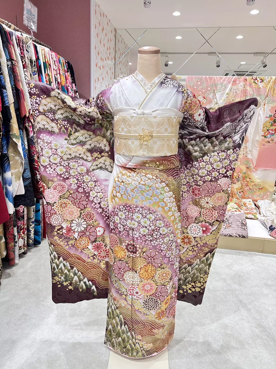TAKAZEN姫路店　加古川市　高砂市　人気振袖　振袖レンタル　姫路市　成人式　卒業式　袴　振袖　イマドキ振袖　香音　