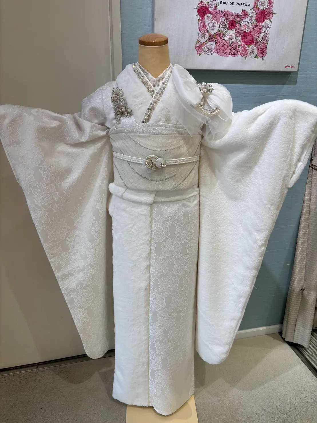成人式　振袖レンタル　大阪　堺　白　ふわふわ　キラキラ　TAKAZENオリジナル　シュシュ