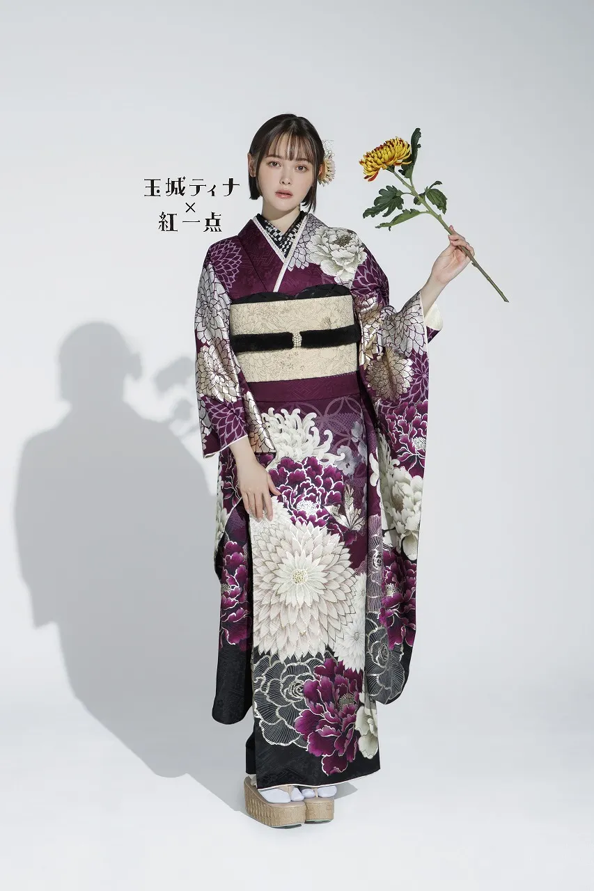 TAKAZENのレンタル振袖 玉城ティナ×紅一点ブランド振袖　ワインレッド/紫　大柄/乱菊　豪華　大人っぽい　古典柄　目立つ　かっこいい【通販可】K1181