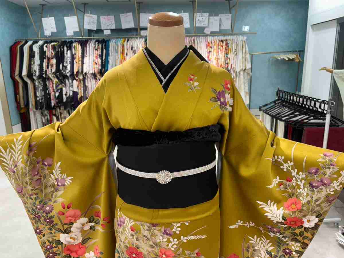 安かわ おしゃれ 振袖 レンタル からし 大阪