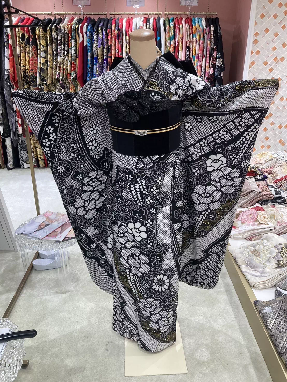 TAKAZEN姫路店 加古川市 高砂市 人気振袖 振袖レンタル 姫路市 成人式 卒業式 袴 振袖 イマドキ振袖 香音